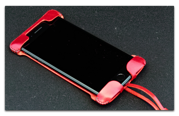 「iPhone 7 Plus ジェットブラック」のために、「abicase」でレザーケースをカスタムオーダー