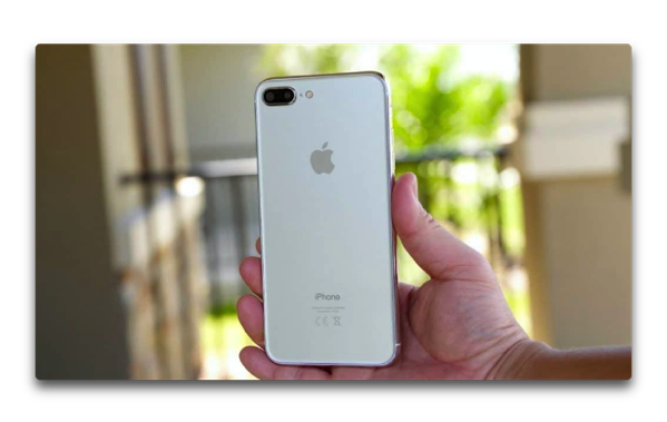 「iPhone 7s」は、ガラス製のバックシェルとアルミフレームで「iPhone 7」より僅かに厚く大きくなる