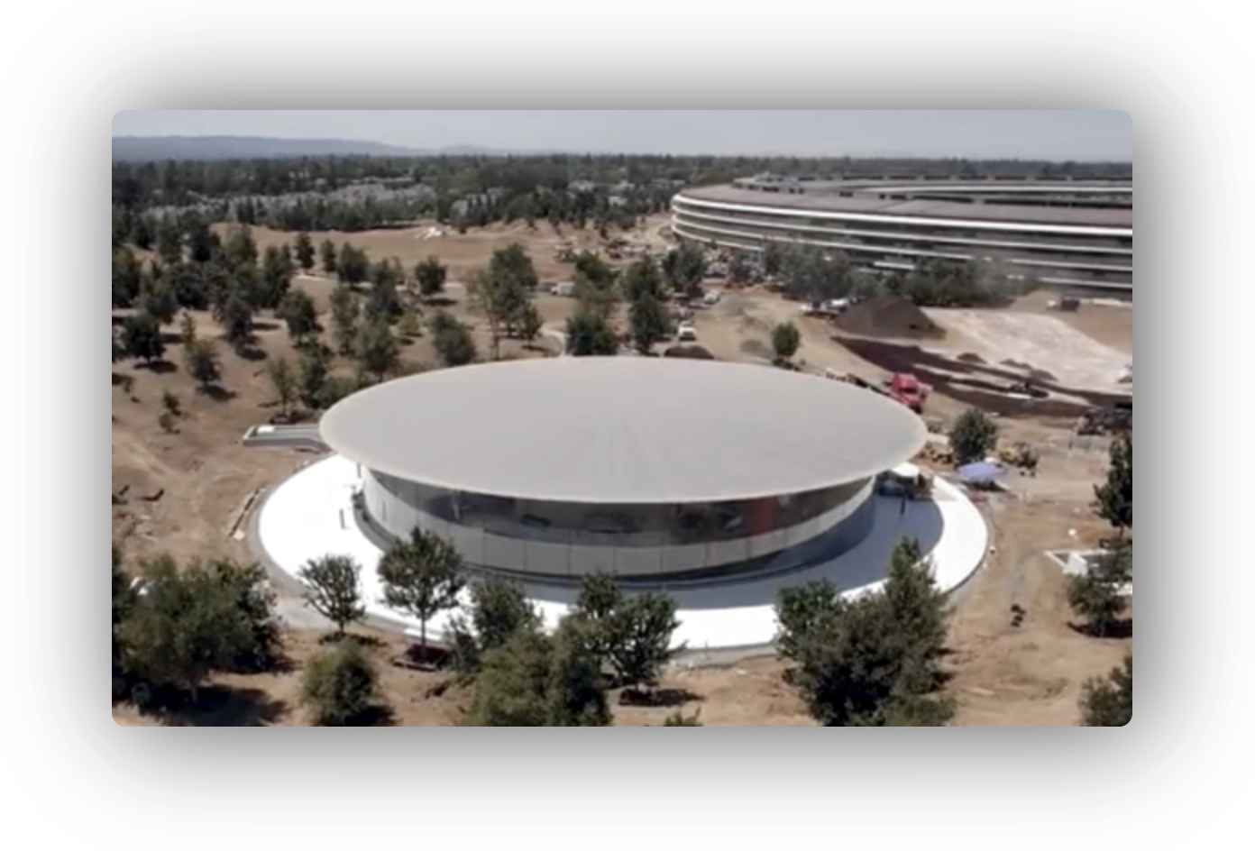 AppleのSteve Jobs Theatreが構造芸術賞を受賞
