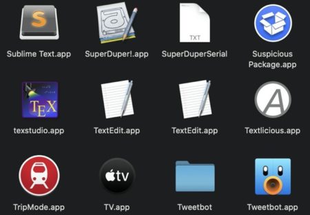 【macOS Catalina】ファイルシステムのおかしなふるまい：TextEditを2つ並べて表示できる