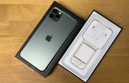 Apple、iPhoneユーザーを対象にiPhone 12発売を前にしてUSB充電器を調査