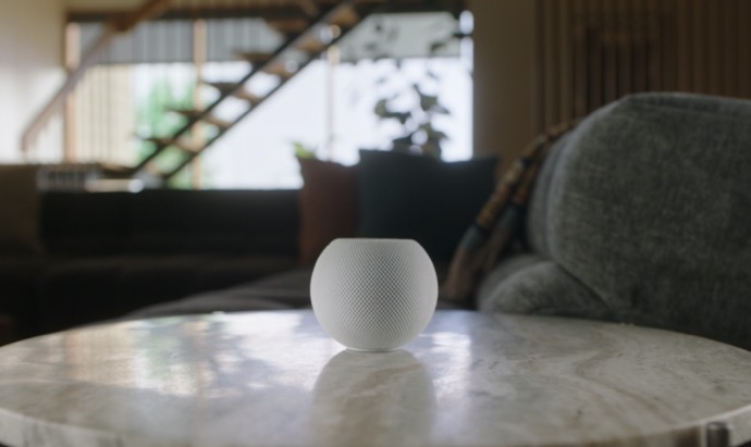 Apple、新しい球形デザインのHomePod miniを発表、価格は10,800円