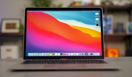 Apple、MagSafe搭載の薄型軽量化ハイエンドMacBook Airを開発中、2021年後半に発売か