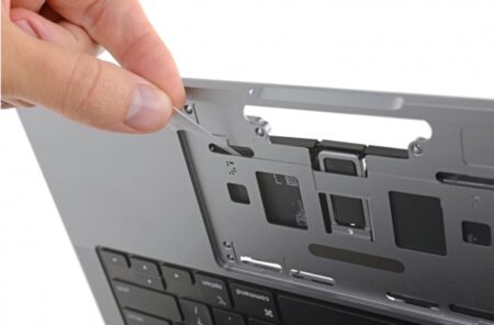 新しい14インチMacbook Pro は、簡単になったバッテリーの交換