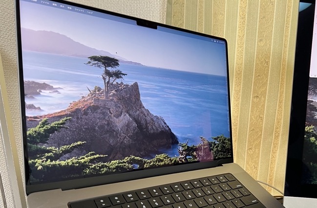 MacOS Monterey 12.2をインストールしたMacBook Pro、SafariでProMotionをサポート