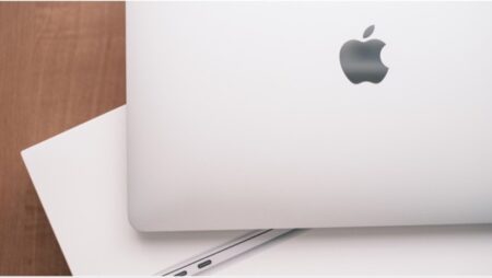 MacBook Airが今年中に再設計され、より大きな13.6インチディスプレイを搭載
