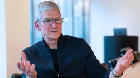 AppleのTim Cook CEOが最も高給取りなCEOの一人に選出される