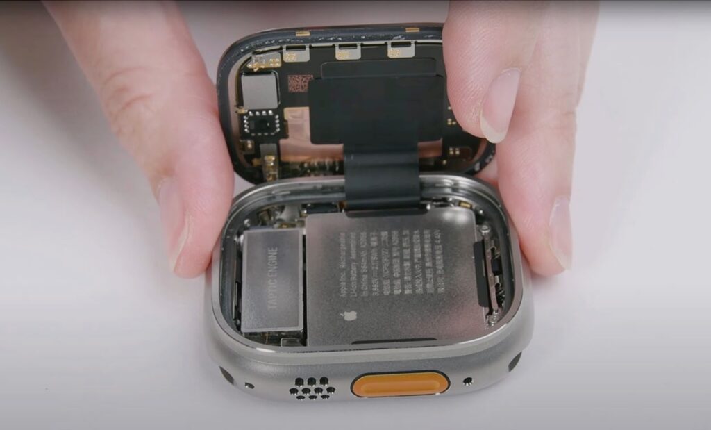 Apple Watch Ultra 2とSeries 9を分解: ハードウェアかソフトウェアか？ダブルタップ機能の真実