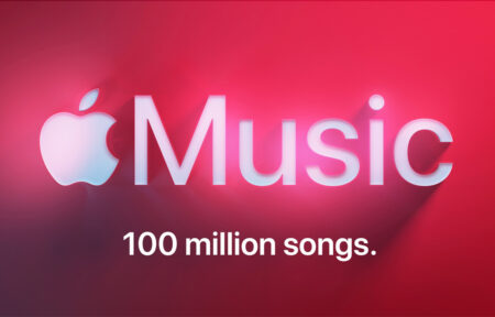 Appleは、空間オーディオやApple Music Singなどの機能を強化することに焦点を当て、月額480円のApple Music Voiceプランを終了