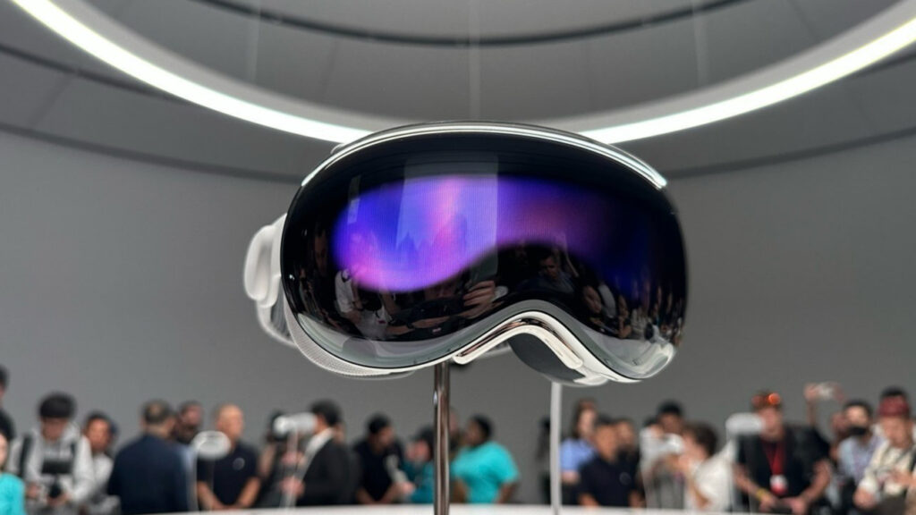 Apple Vision Pro：AR/VRの未来がここに – 2024年1月に発売の可能性も