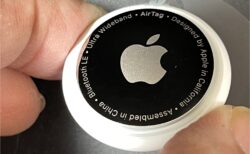 AppleのAirTag、バッテリー警告表示義務化への対応を実施 ー 子どもの安全性を考慮した新たな取り組み